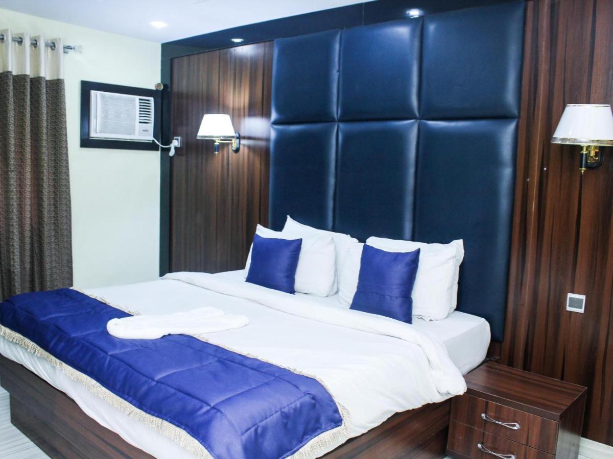 Six Diamond Hotel Ikeja Exterior foto